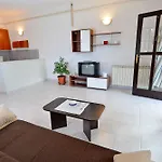 Elsa 534 Apartment *