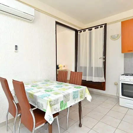 Apartment Elsa 534