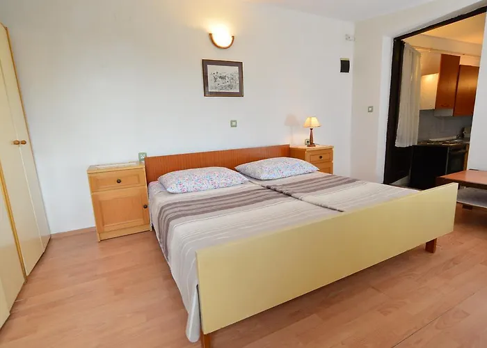 아파트 Elsa 534 스틴잔